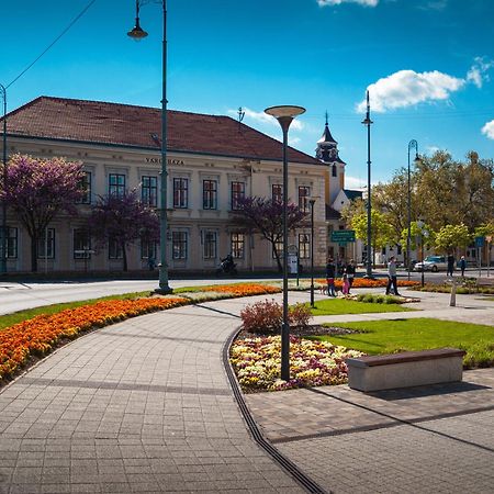 Berill Suites Sárvár Eksteriør billede