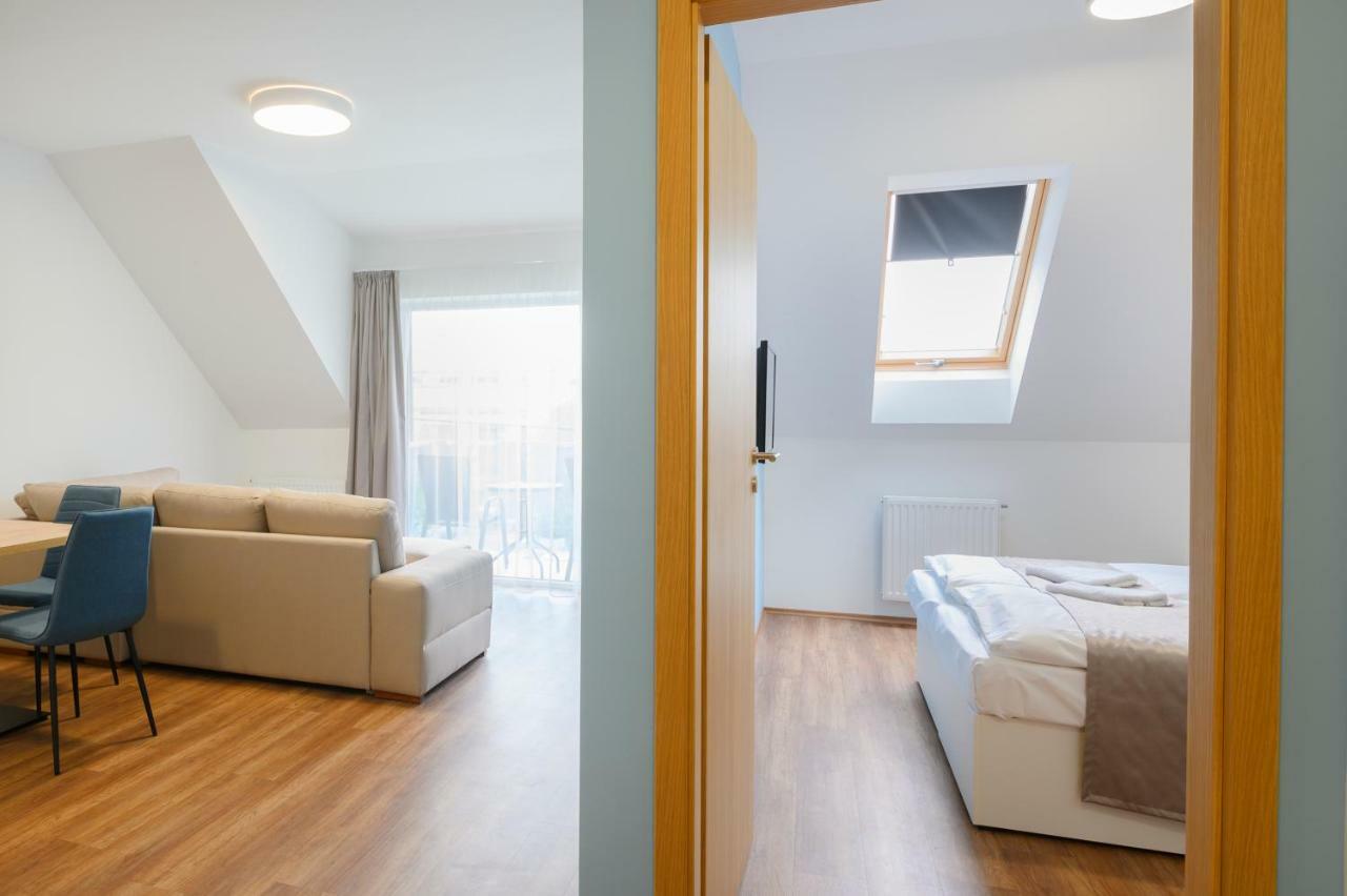 Berill Suites Sárvár Eksteriør billede
